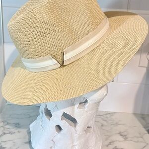 Vince Camuto Straw Hat Wide Brim Beige Sun Hat OS